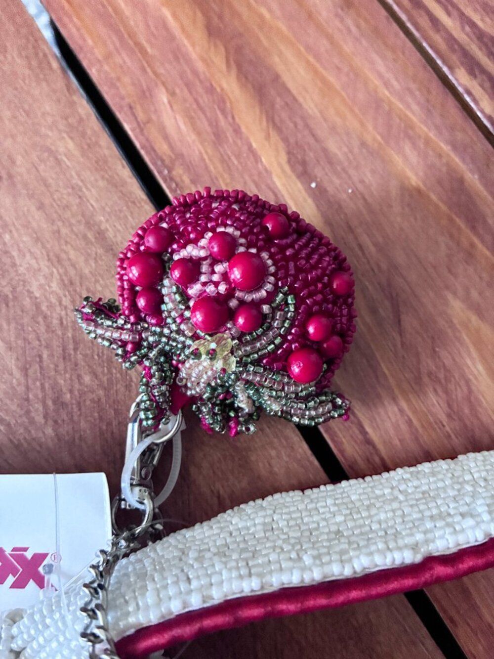 NWT VIRAL T.J.Maxx Beaded Tomato Purse - Picture 3 of 10